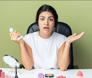 Why Most Skincare Makes Your Skin Worse (And Nobody Talks About It) Imagen